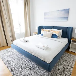 Large Garden-View Balcony Comfort Retreat 1020-Vienna Appartamento