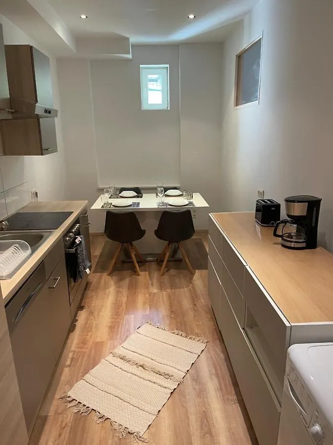 Apartament Cozy 8-Person Home In Vienna Located At Haberlgasse 82 N1